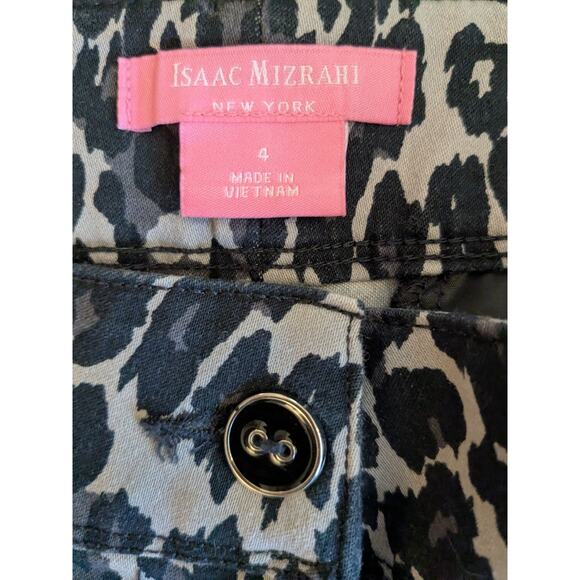 Isaac Mizrahi New York Women's Stretch Leopard Print Shorts Chino Size 4 - Picture 7 of 9